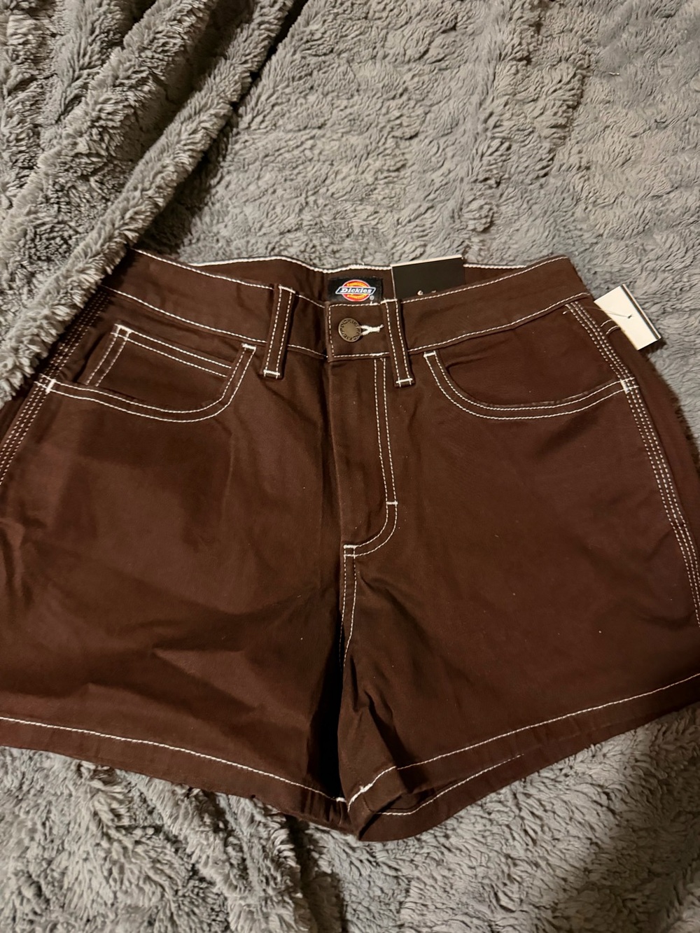Dickies dark brown short sz 25 nwt